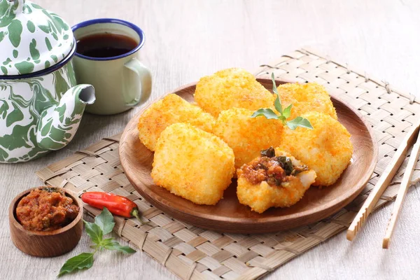 Fried Chicken Cutlet Cheese Tomato — 图库照片