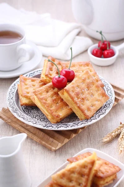 Gabin Cake Cake Made Box Shaped Biscuits Milk Fillings Other — Stock Photo, Image