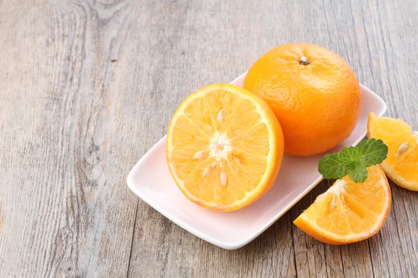 Fresh Orange Lemon Slices Wood Background — Stockfoto