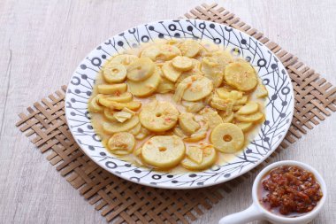 Sayur rebung Endonezya yemeğidir.