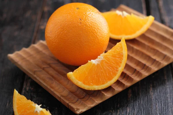 Fresh Juicy Sliced Lemon Wooden Background — Stockfoto