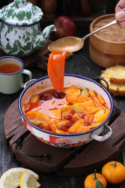 Asinan Pickled Vegetable Fruit Dish Commonly Found Indonesia Asin Indonesian — Stok fotoğraf