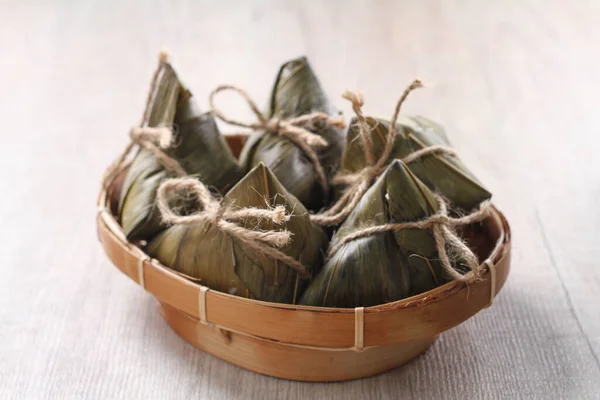 Bacang Oder Bakcang Ist Eine Traditionelle Süßigkeit Des Chinesischen Volkes — Stockfoto