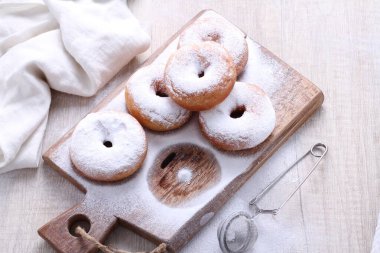 Çikolatalı Donut Ev Yapımı Lezzetli