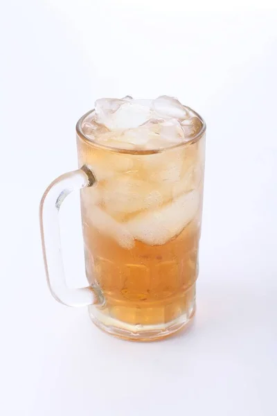 Чай Льодом Склянці Чашці Кола Свіжою Ятою Льодом Центрі — стокове фото