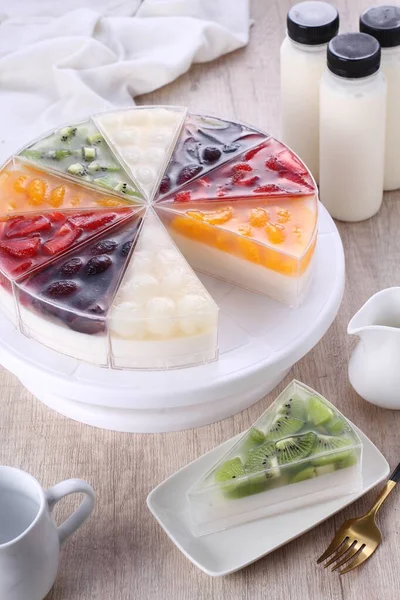 Вкусный Десерт Фруктами Ягодами — стоковое фото