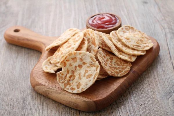 Knapperige Tempeh Chips Met Een Hartige Krokante Smaak — Stockfoto