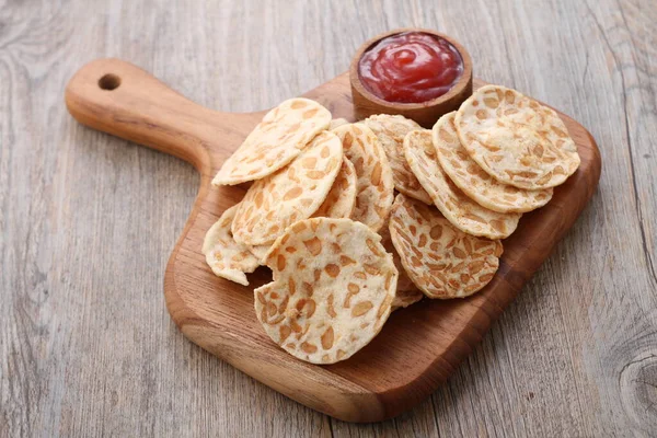 Knusprige Tempeh Chips Mit Würzigem Und Knusprigem Geschmack — Stockfoto