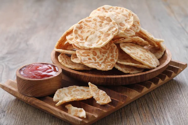 Knusprige Tempeh Chips Mit Würzigem Und Knusprigem Geschmack — Stockfoto