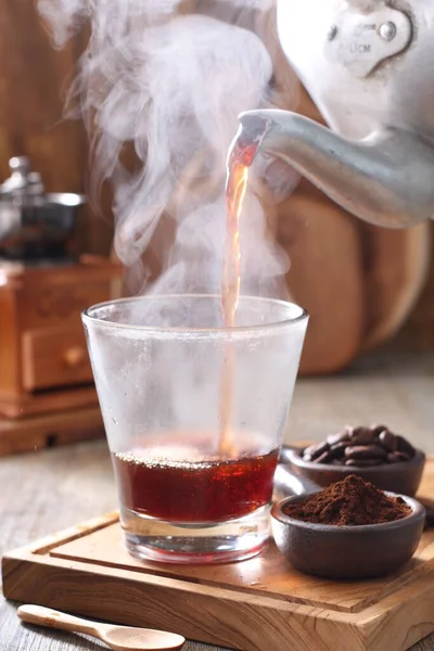 Coffee Drink Prepared Roasted Coffee Beans Darkly Colored Bitter Slightly — Fotografia de Stock