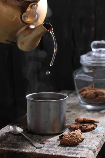 Tea Aromatic Beverage Prepared Pouring Hot Boiling Water Cured Fresh — Stock fotografie
