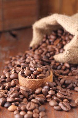 Kahve çekirdeği, kahve bitkisinin tohumu ve kahve kaynağıdır. Kırmızı ya da mor meyvenin içindeki çekirdek. Bu meyveye sıklıkla kahve kirazı denir..