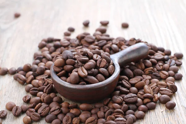 Kahve Çekirdekleri Bir Fincan Kahve — Stok fotoğraf