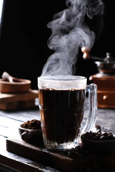Kaffee Ist Ein Getränk Das Aus Gerösteten Kaffeebohnen Hergestellt Wird — Stockfoto