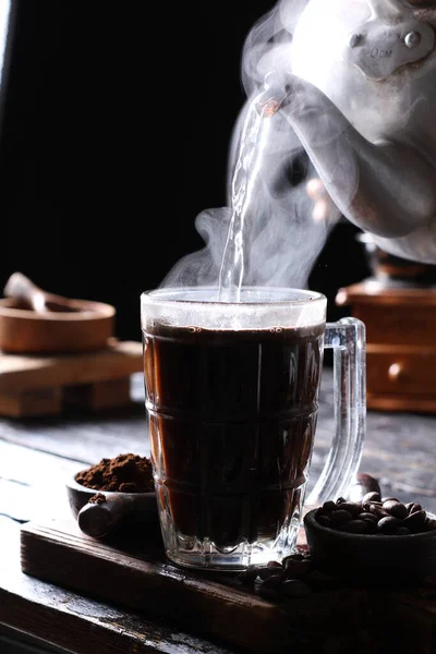 Kaffee Ist Ein Getränk Das Aus Gerösteten Kaffeebohnen Hergestellt Wird — Stockfoto
