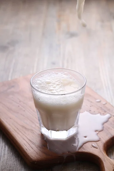 Färsk Och Välsmakande Kokosmjölk Närbild — Stockfoto