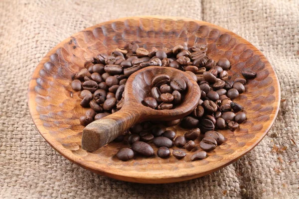 Kaffeebohnen Auf Altem Holzgrund — Stockfoto