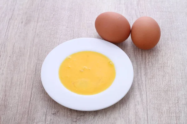 Изображения Яйца Сырой Ярком Фоне — стоковое фото
