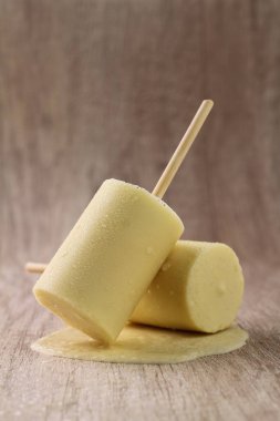 Lezzetli dondurmayı yakın plan yap.