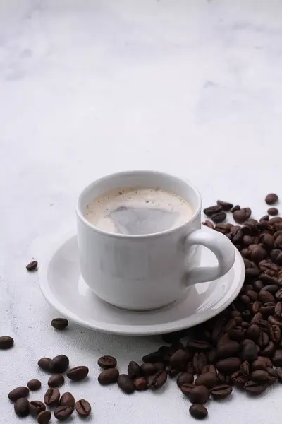 Кофейная Чашка Кофейные Зерна — стоковое фото