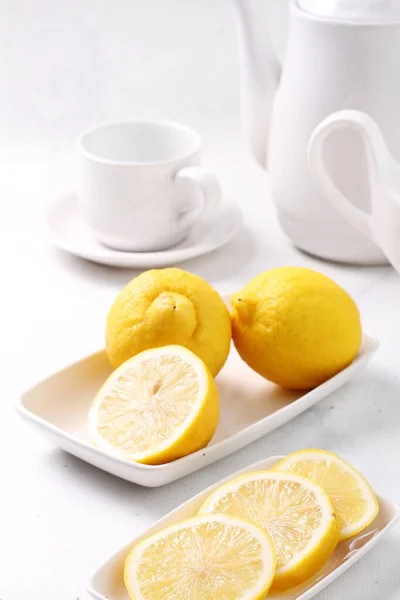 Limão Chá Fundo Branco — Fotografia de Stock