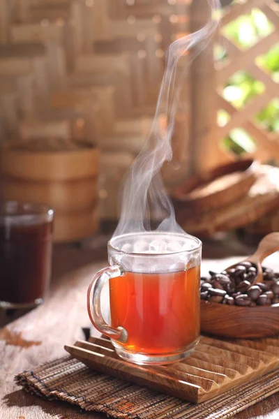 Чай Чашкой Кофе Чайник Деревянном Фоне — стоковое фото