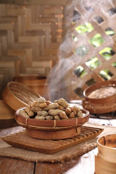 Traditionel Tyrkisk Glæde Baklava Med Kanel Nødder Sukker Solsikke Anden - Stock-foto