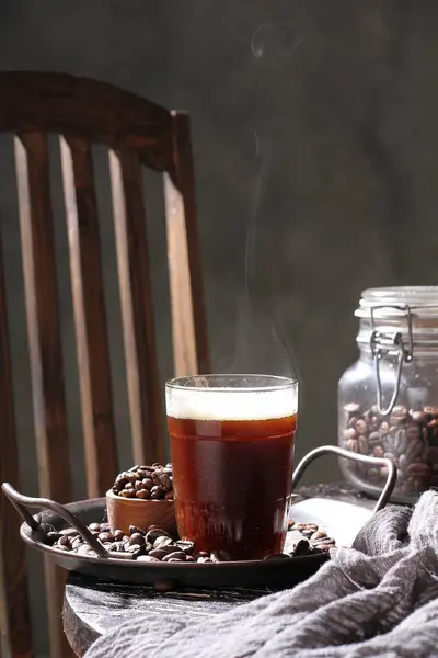Coffee Cup Cinnamon Sticks Wooden Background — ストック写真