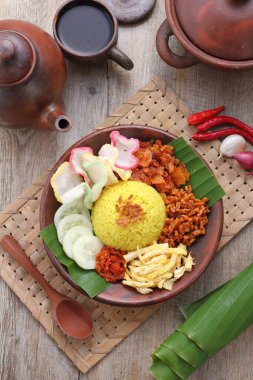 fried rice with egg and sauce