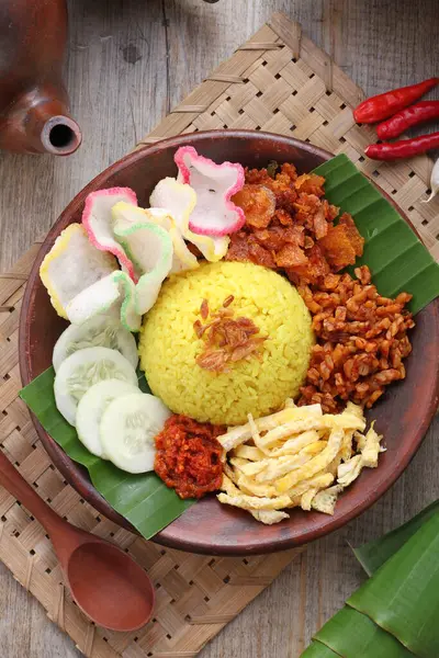 Gebratener Reis Mit Schweinefleisch Und Gemüse — Stockfoto