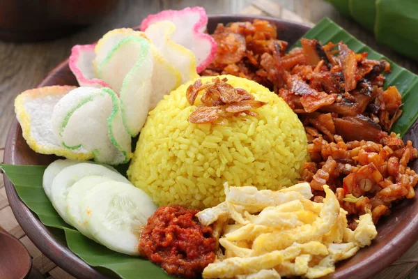 Zbliżenie Tajski Pyszne Curry Ryż Kurczaka Mięsa Jaj Indyjskie Jedzenie — Zdjęcie stockowe
