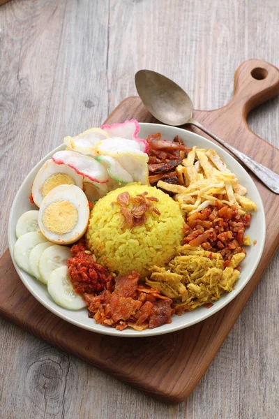 Nahaufnahme Von Köstlichem Indischem Essen — Stockfoto