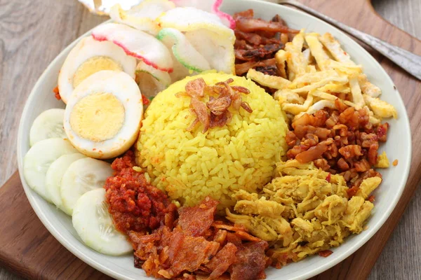 Thailändisches Essen Gebratenes Huhn — Stockfoto