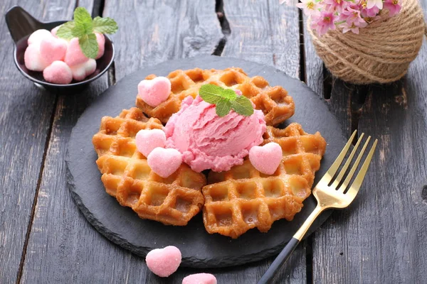 Ice Cream Raspberries Mint Wooden Background — 스톡 사진