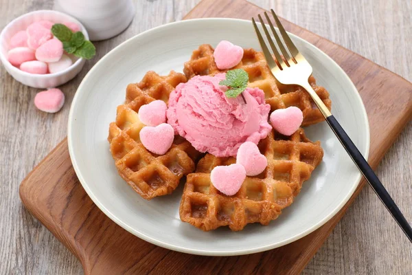 Delicious Waffle Ice Cream Chocolate — Fotografia de Stock