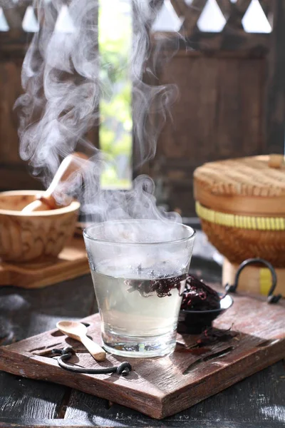 Gorąca Herbata Cytryną Miodem Drewnianym Stole — Zdjęcie stockowe