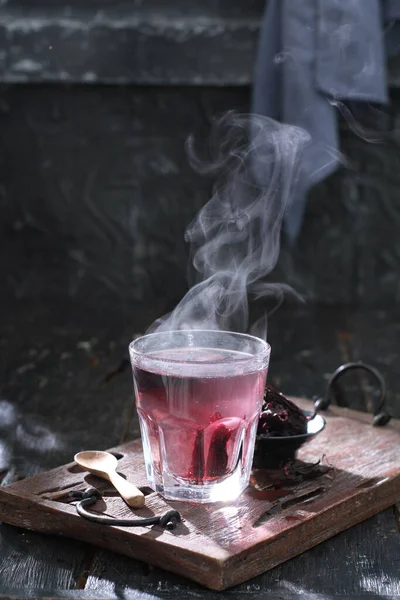 Heißer Tee Mit Einem Glas Rot Und Schwarztee — Stockfoto