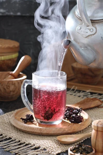 Herbata Filiżanką Kawy Czajniczek Drewnianym Tle — Zdjęcie stockowe
