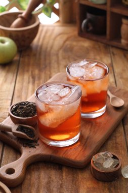 Sıcak çay limon ve nane 
