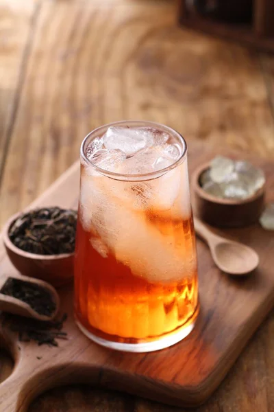 Крижаний Чай Лимоном Кубиками Льоду — стокове фото