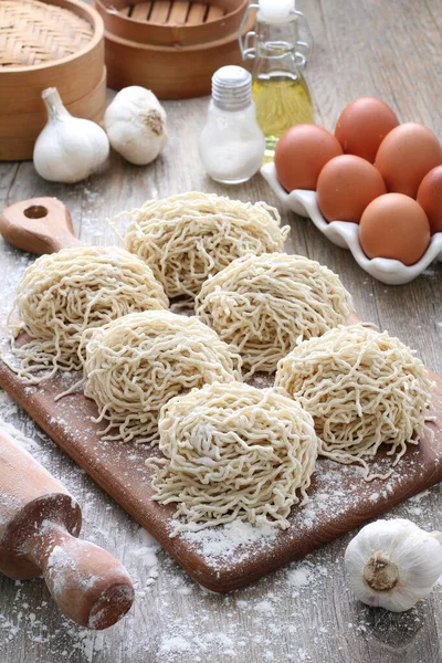 Homemade Italian Spaghetti Flour — Stock Photo, Image