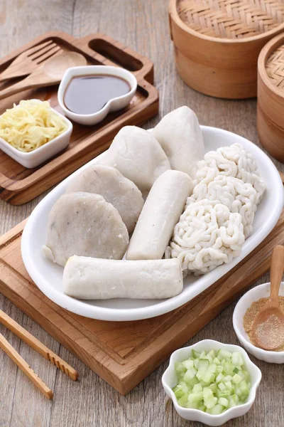 Kore Yemeği Şarkısı Yarım Şekilli Pirinç Keki — Stok fotoğraf