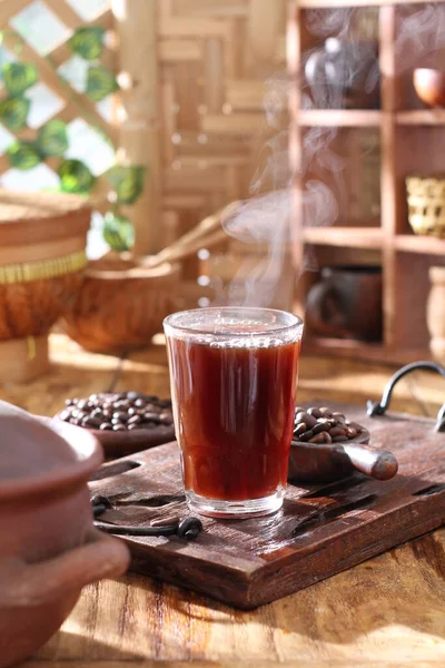 Gorąca Herbata Drewnianym Stole — Zdjęcie stockowe