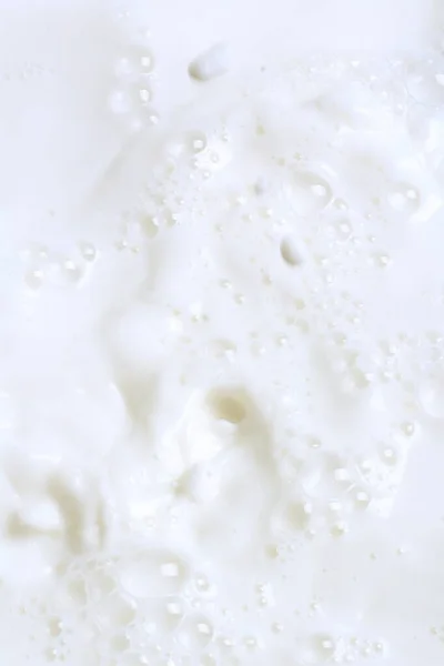Latte Spruzzata Sfondo Bianco — Foto Stock