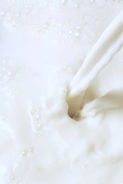 Färsk Mjölk Ett Bord Ovanifrån Närbild Mejeriprodukter Och Hälsosam Mat — Stockfoto