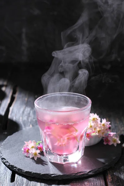 Рожевий Чай Льодом Лимоном — стокове фото
