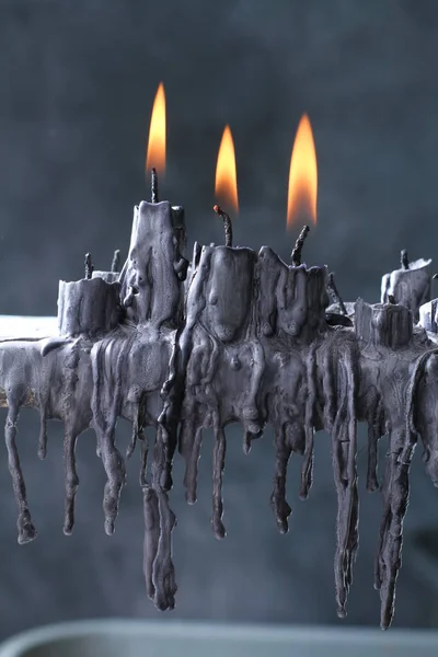 Brennende Schwarze Kerze Der Küche — Stockfoto