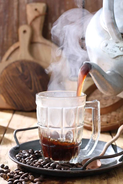 Café Chá Quente Uma Xícara Com Uma Colher Bule Chá — Fotografia de Stock