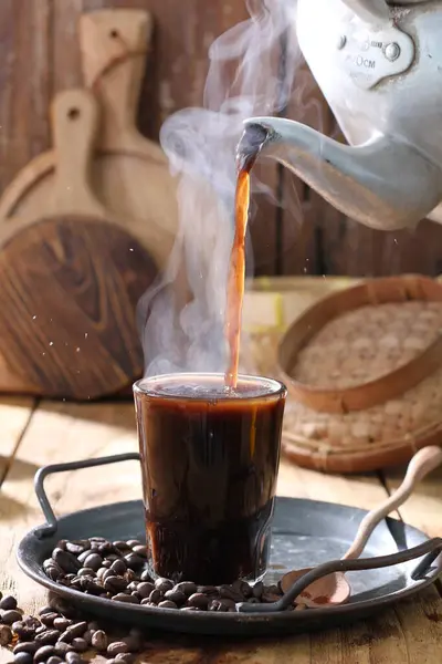 コーヒー豆と紅茶 — ストック写真