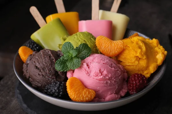 Different Types Ice Cream Fruits — Stock Photo, Image